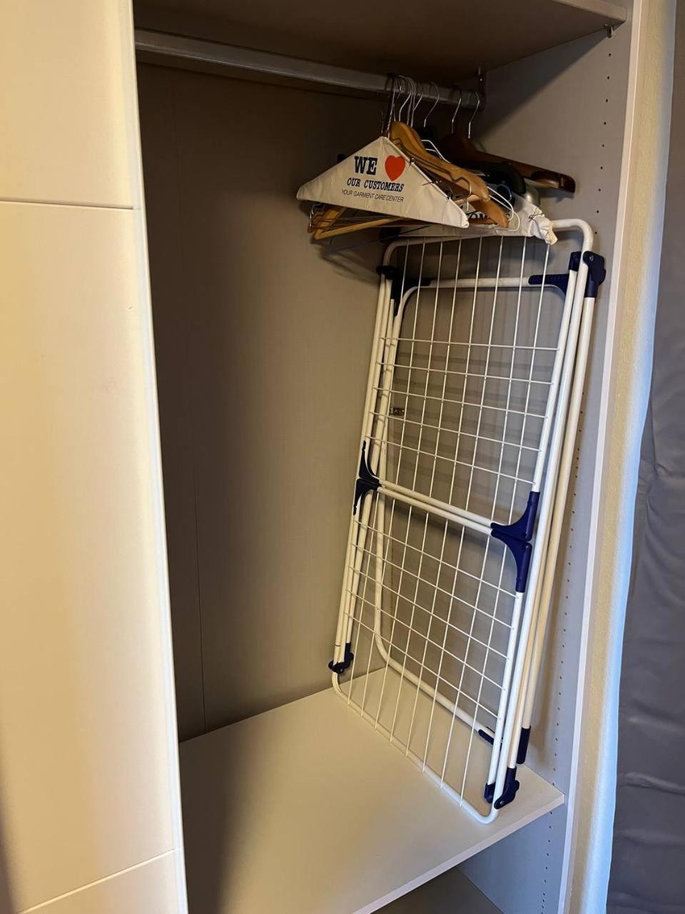 Gemuetliche 3 Zimmer Wohnung Mit Grosszuegiger Terrasse Im Gruenen Reutlingen Exterior foto