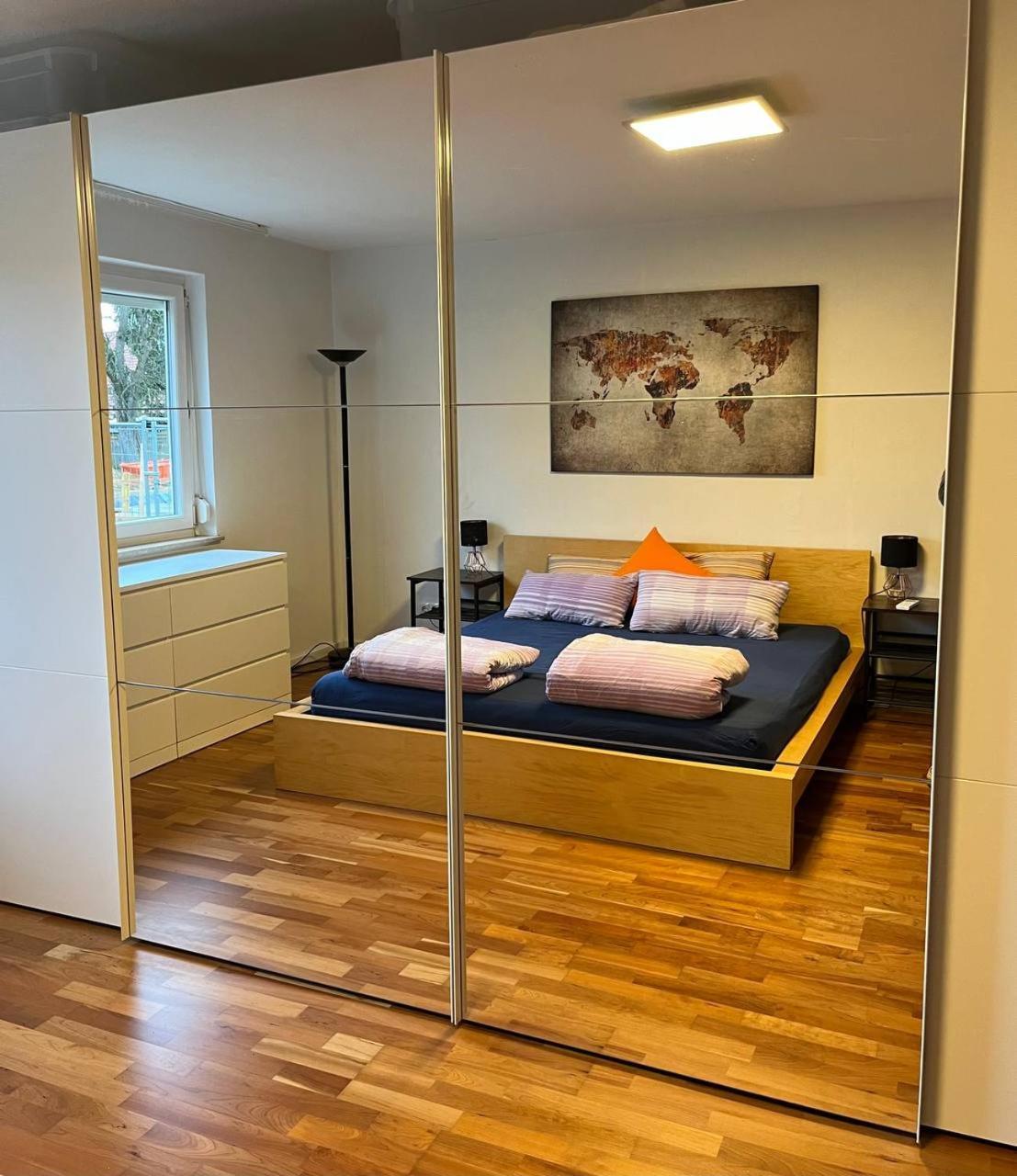 Gemuetliche 3 Zimmer Wohnung Mit Grosszuegiger Terrasse Im Gruenen Reutlingen Exterior foto